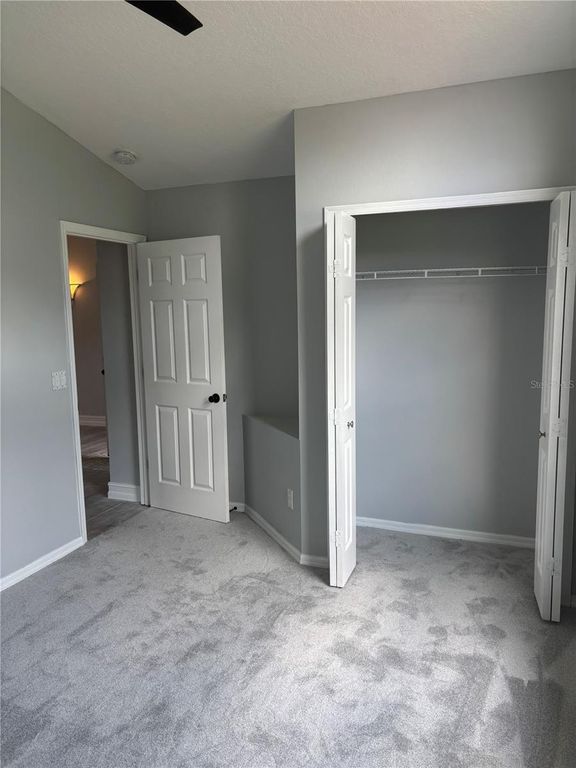 Image 11 of property listing at 2830 STRAND CIRCLE, Oviedo, FL 32765