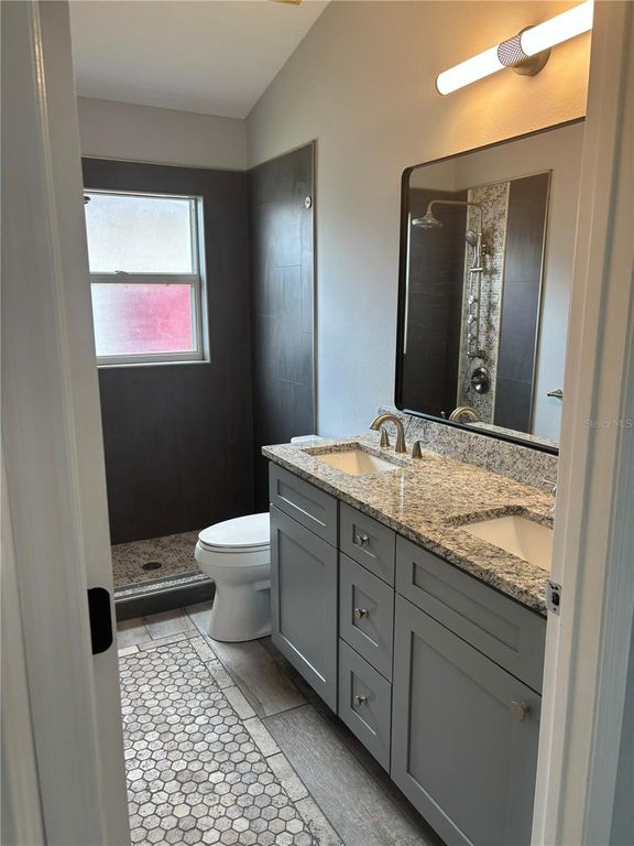 Image 14 of property listing at 2830 STRAND CIRCLE, Oviedo, FL 32765