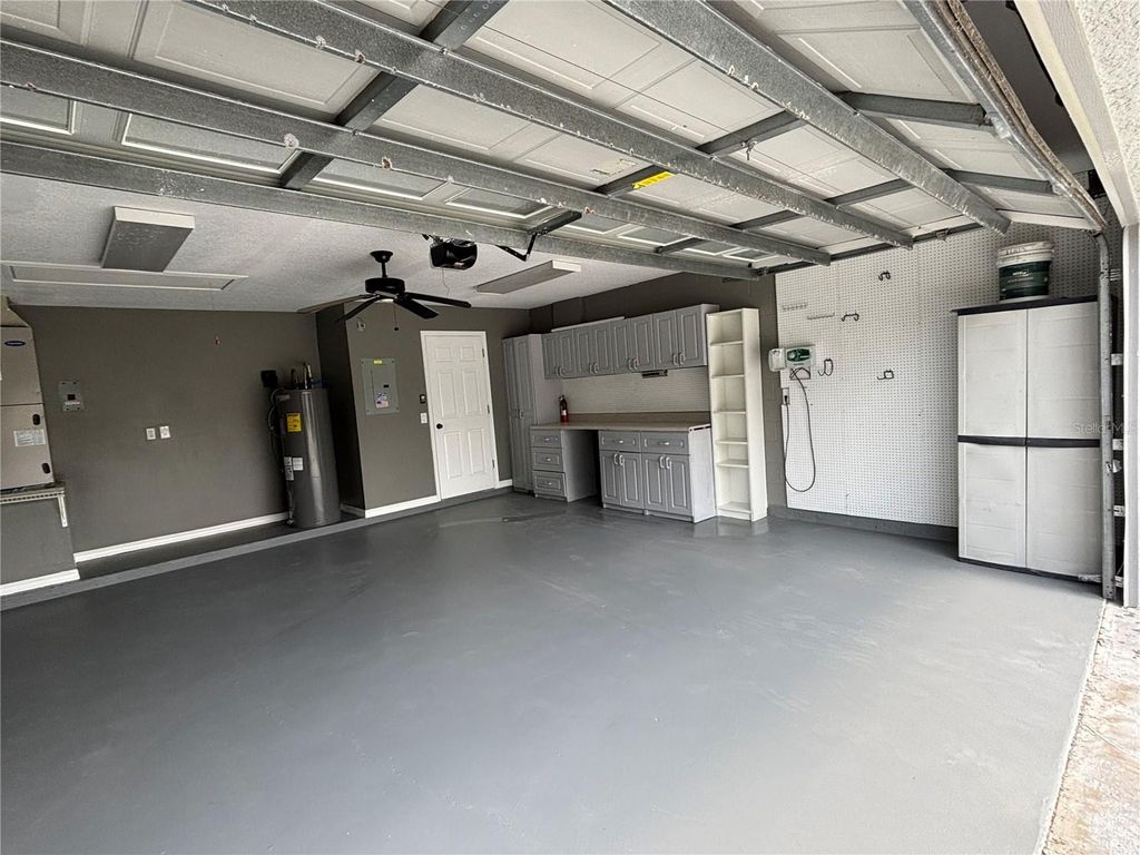 Image 17 of property listing at 2830 STRAND CIRCLE, Oviedo, FL 32765