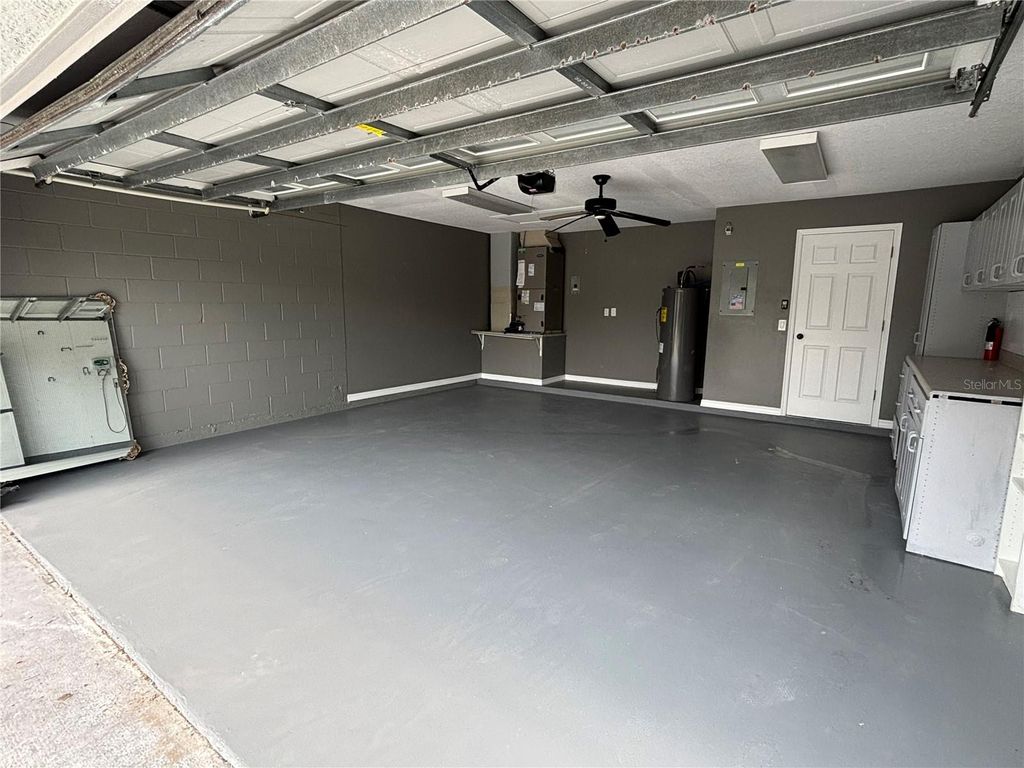 Image 18 of property listing at 2830 STRAND CIRCLE, Oviedo, FL 32765