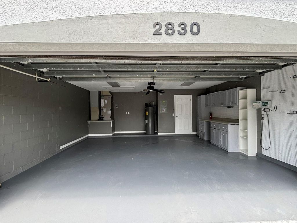 Image 19 of property listing at 2830 STRAND CIRCLE, Oviedo, FL 32765