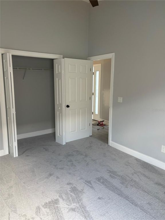 Image 10 of property listing at 2830 STRAND CIRCLE, Oviedo, FL 32765