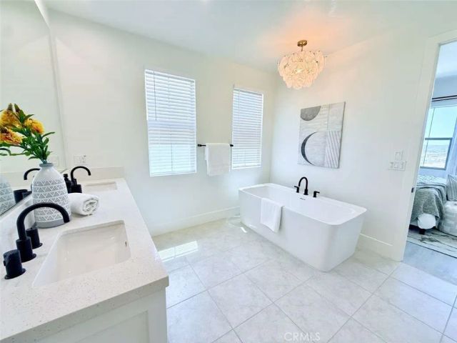 111 Sunnyslope, Irvine, CA 92618