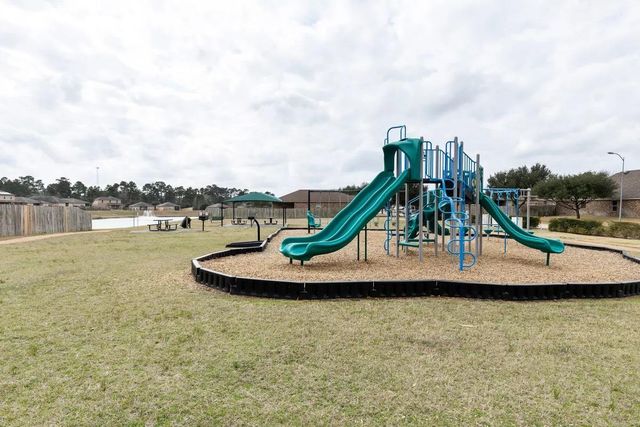 30915 E Lost Creek Boulevard, Magnolia, TX 77355