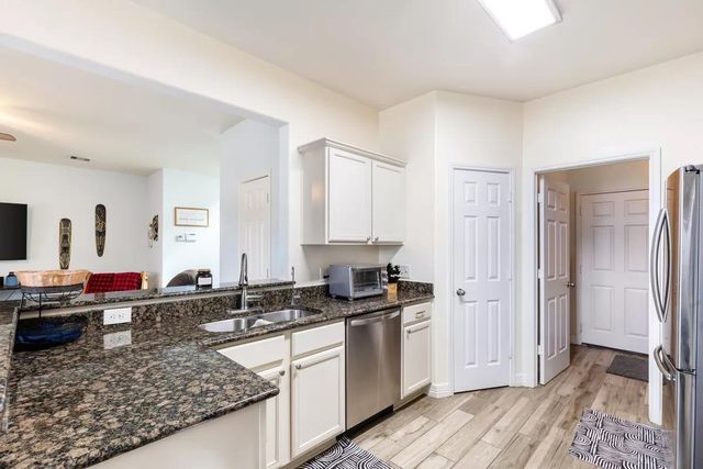 30915 E Lost Creek Boulevard, Magnolia, TX 77355