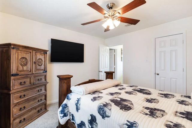 30915 E Lost Creek Boulevard, Magnolia, TX 77355