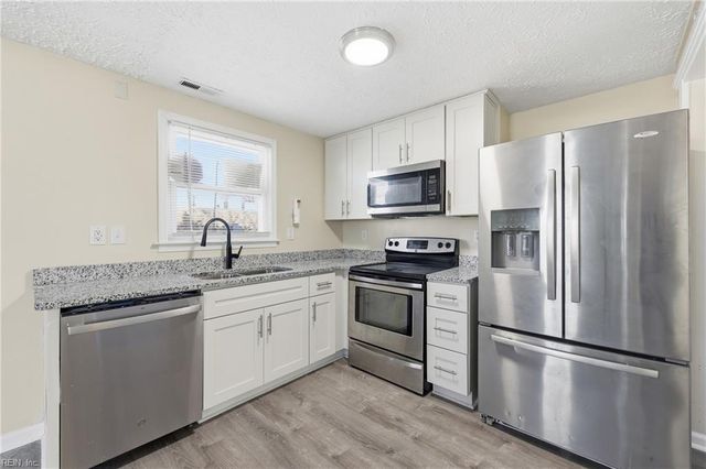 1204 E Pembroke AVE, Hampton, VA 23664