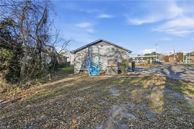 1204 E Pembroke AVE, Hampton, VA 23664
