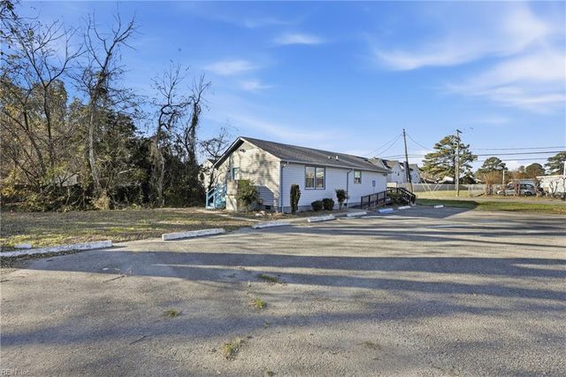 1204 E Pembroke AVE, Hampton, VA 23664