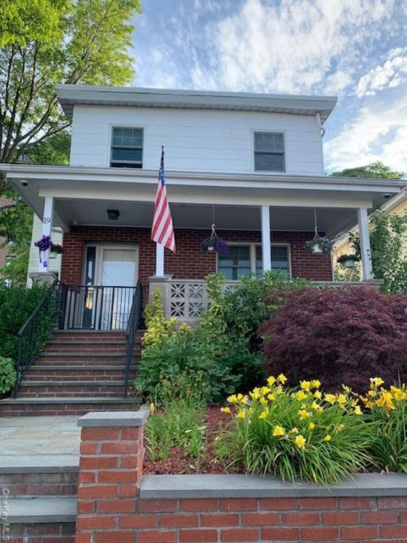 19 Franklin Avenue 2nd Fl, New Rochelle, NY 10805