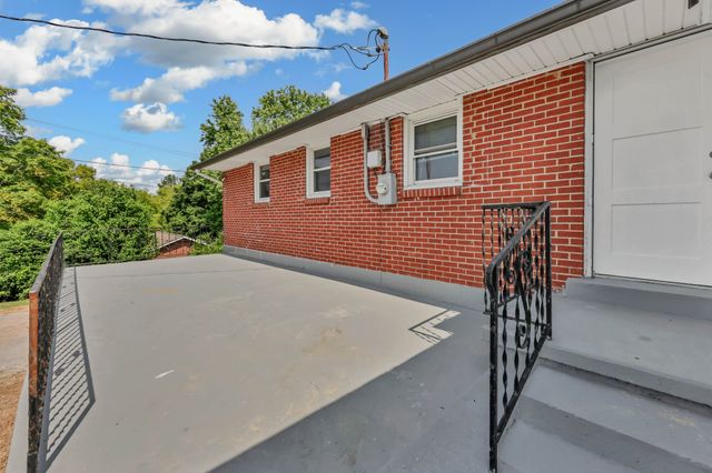 108 Turner St, Ashland City, TN 37015