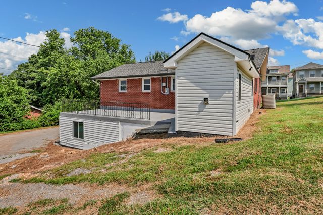 108 Turner St, Ashland City, TN 37015