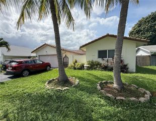 9341 NW 39th Street, Sunrise, FL 33351