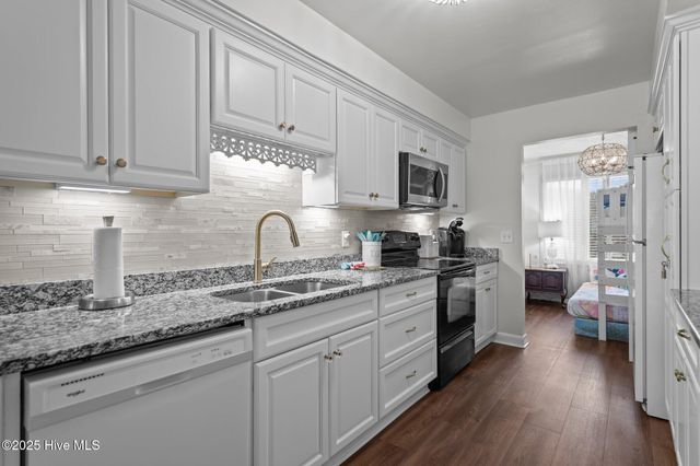 1902 Sand Dollar Court, Kure Beach, NC 28449