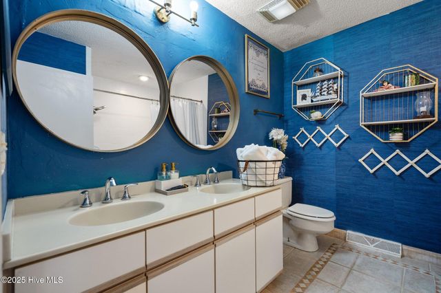 1902 Sand Dollar Court, Kure Beach, NC 28449