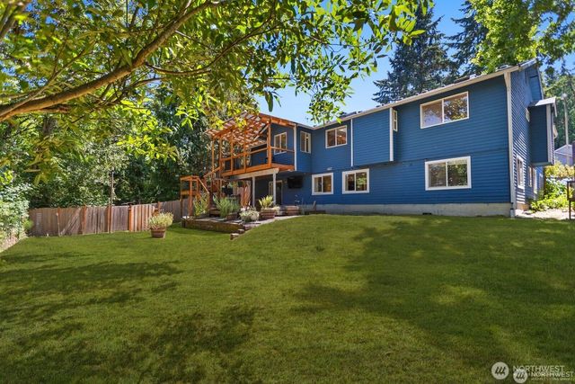 8618 NE 143rd Street, Kirkland, WA 98034