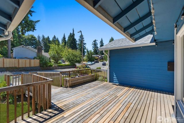 8618 NE 143rd Street, Kirkland, WA 98034