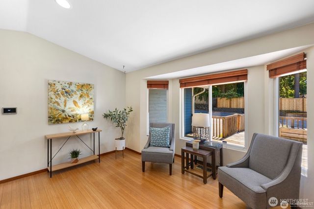 8618 NE 143rd Street, Kirkland, WA 98034