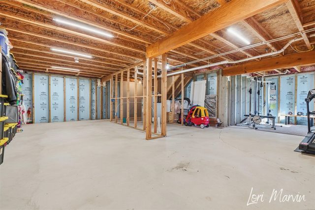 7586 E Morgan Lane, Caledonia, MI 49316
