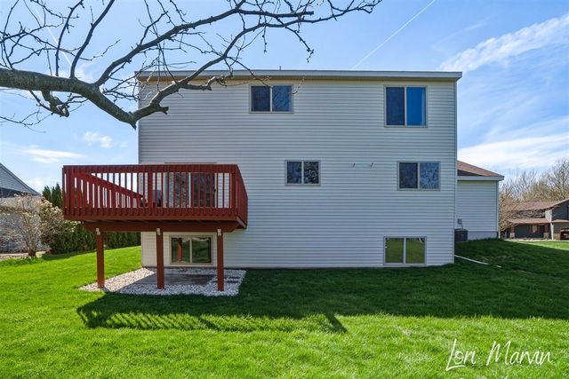 7586 E Morgan Lane, Caledonia, MI 49316