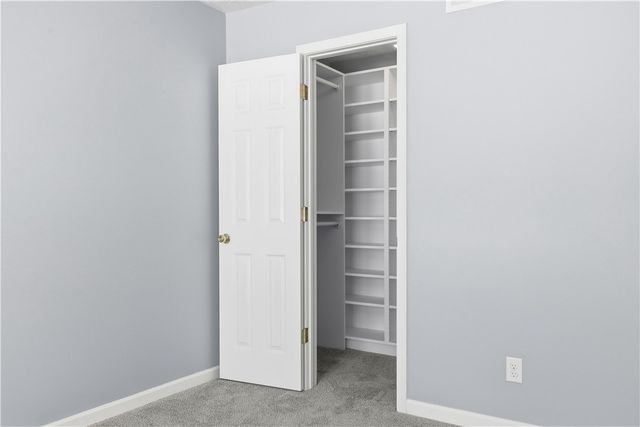 1897 Haflinger Dr, North Huntingdon, PA 15642