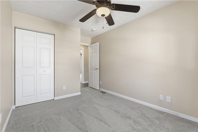 1897 Haflinger Dr, North Huntingdon, PA 15642