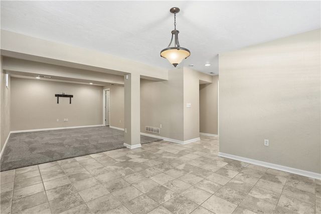 1897 Haflinger Dr, North Huntingdon, PA 15642