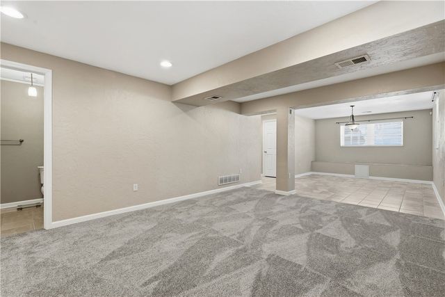 1897 Haflinger Dr, North Huntingdon, PA 15642