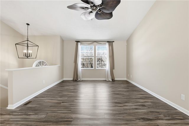 1897 Haflinger Dr, North Huntingdon, PA 15642