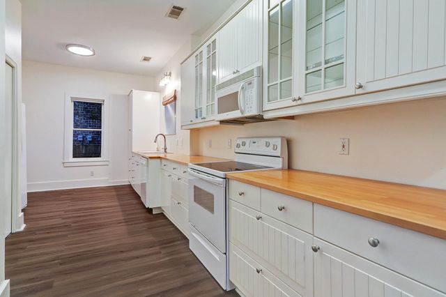 936 Columbia Street, Houston, TX 77008