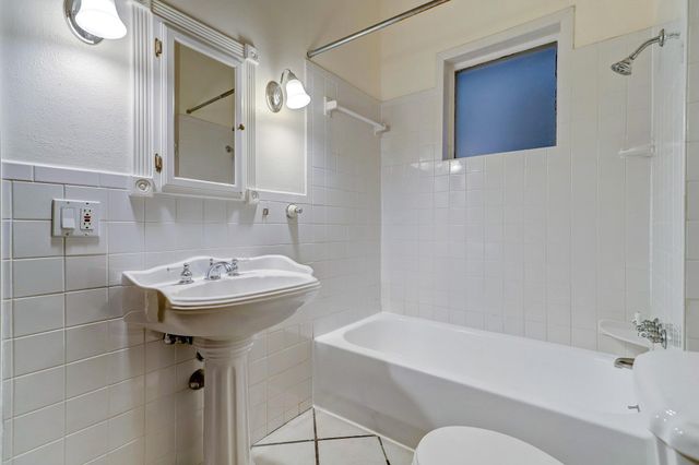 936 Columbia Street, Houston, TX 77008