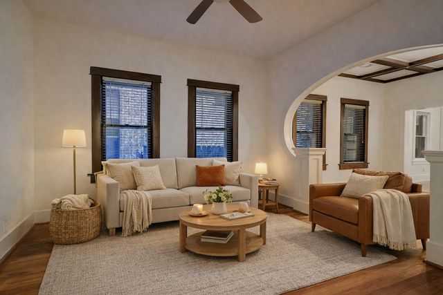 936 Columbia Street, Houston, TX 77008