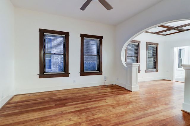 936 Columbia Street, Houston, TX 77008