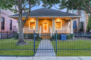936 Columbia Street, Houston, TX 77008