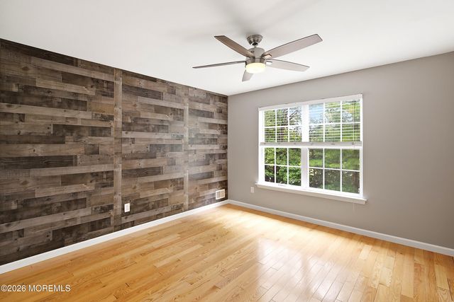 5 Manhattan Drive 63, Brick, NJ 08723