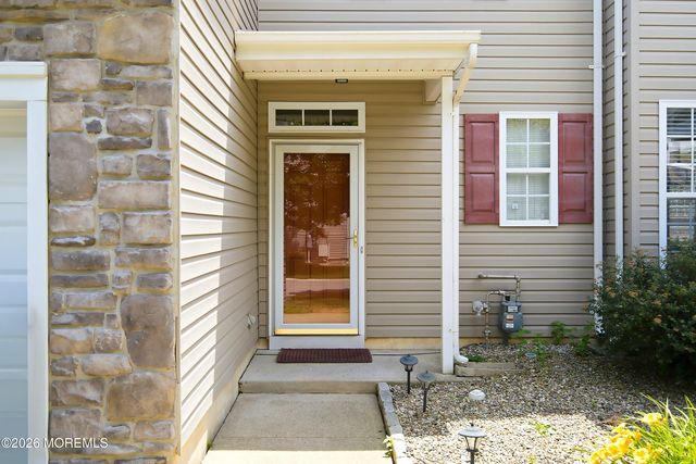 5 Manhattan Drive 63, Brick, NJ 08723