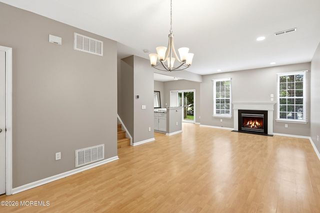5 Manhattan Drive 63, Brick, NJ 08723