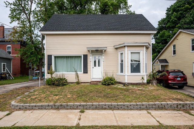 4 Cocheco Avenue, Rochester, NH 03868