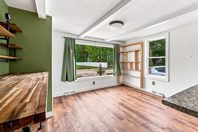 4 Cocheco Avenue, Rochester, NH 03868