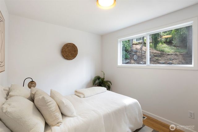 19703 12th Avenue NE, Shoreline, WA 98155