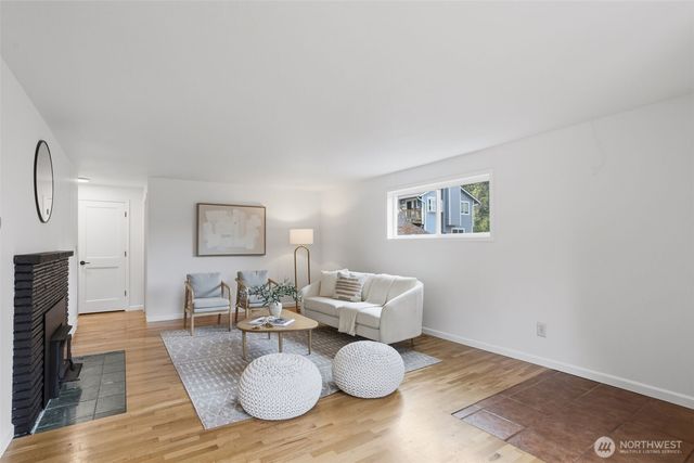 19703 12th Avenue NE, Shoreline, WA 98155