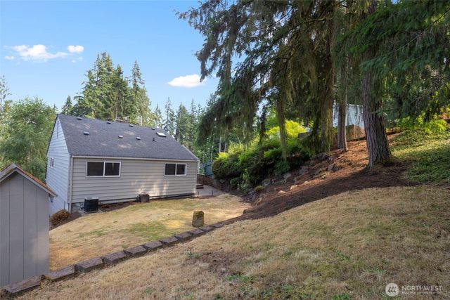 19703 12th Avenue NE, Shoreline, WA 98155