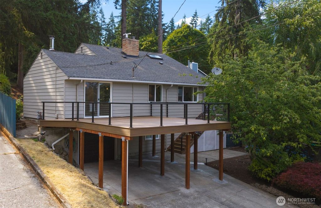 19703 12th Avenue NE, Shoreline, WA 98155