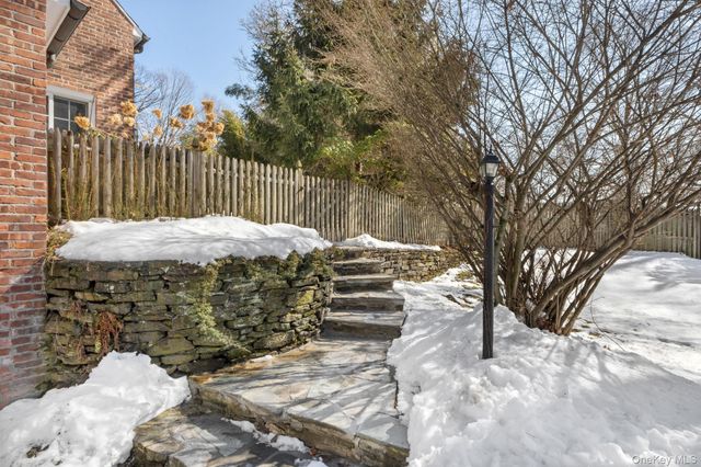 101 Upper North Highland Place, Croton-on-hudson, NY 10520