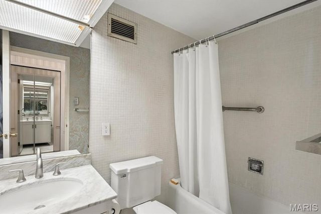 4501 Lindell Boulevard 9A, St Louis, MO 63108