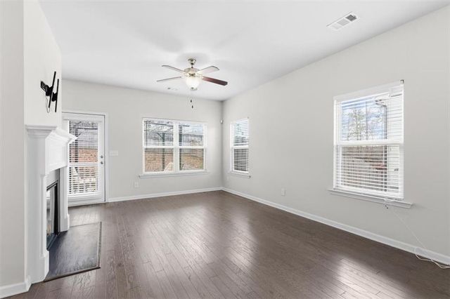 4754 Highland Ave, Sugar Hill, GA 30518