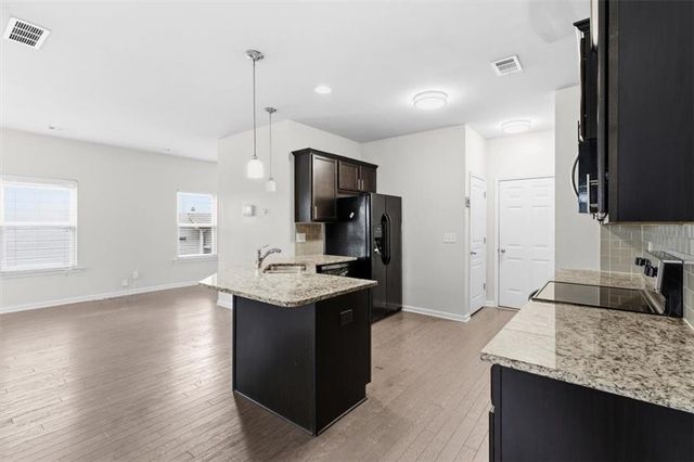 4754 Highland Ave, Sugar Hill, GA 30518