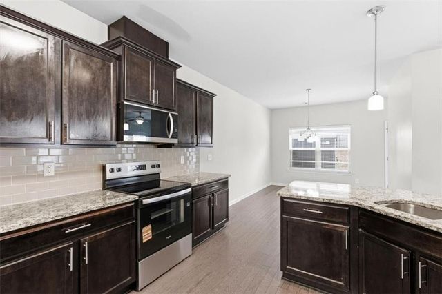 4754 Highland Ave, Sugar Hill, GA 30518