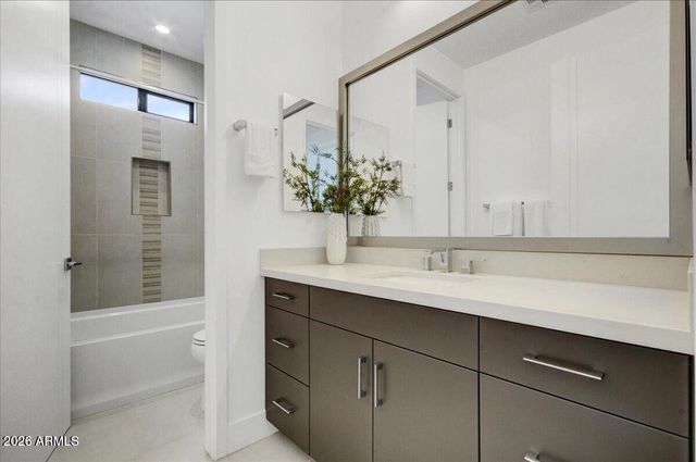 100 W Northern Avenue 6, Phoenix, AZ 85021