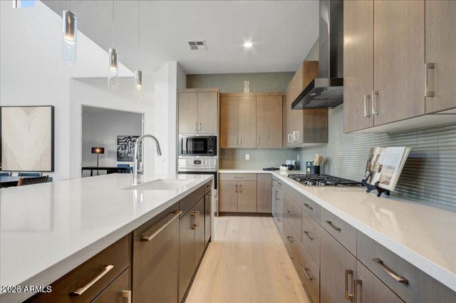 100 W Northern Avenue 6, Phoenix, AZ 85021